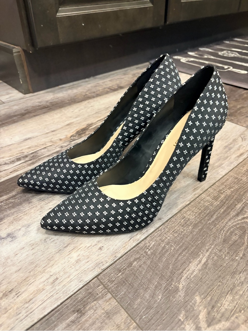 Nine West Classic Black Patterned Pointed-Toe High Heels